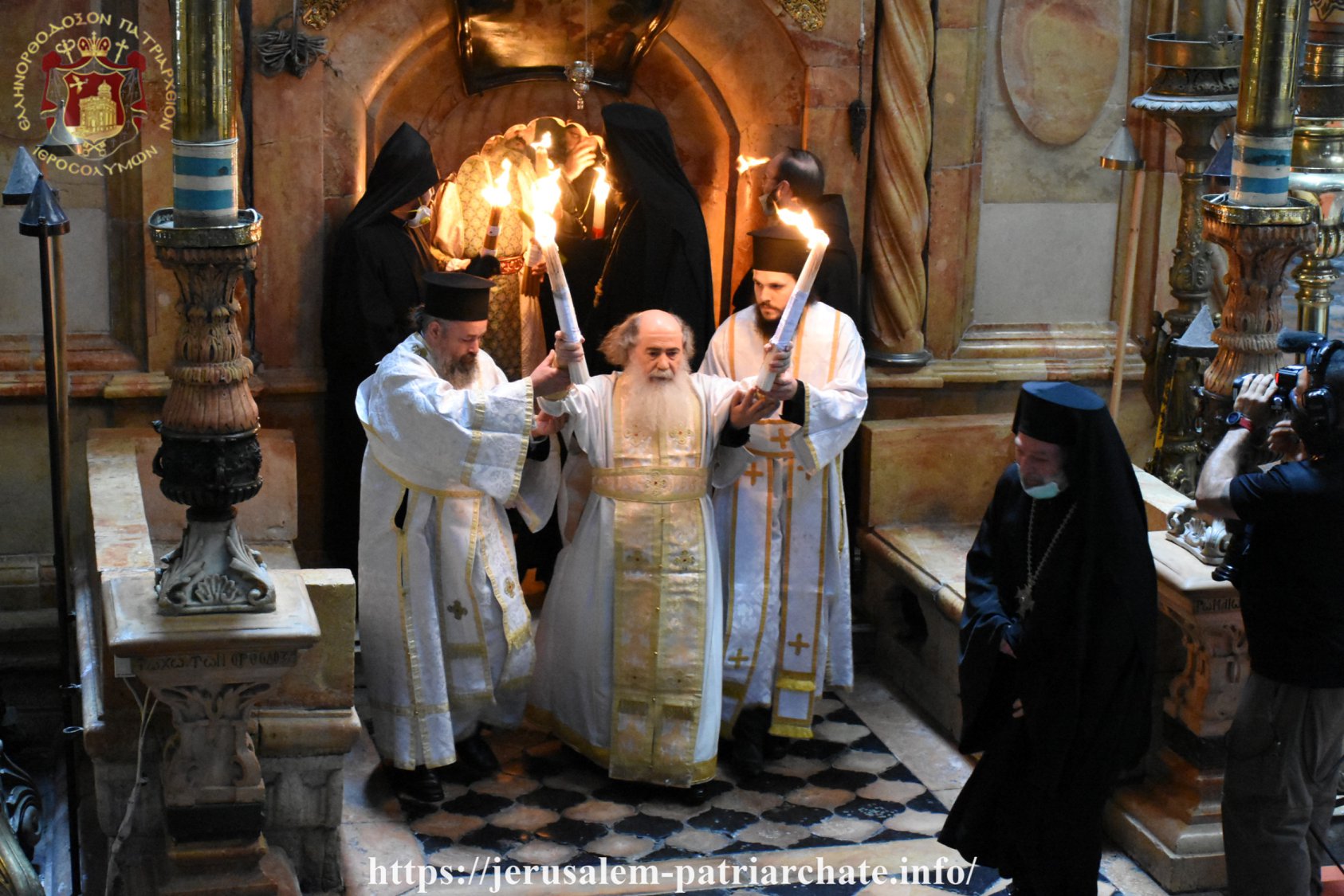 Consummation of Holy Fire Ceremony in Jerusalem (upd) Orthodox Times
